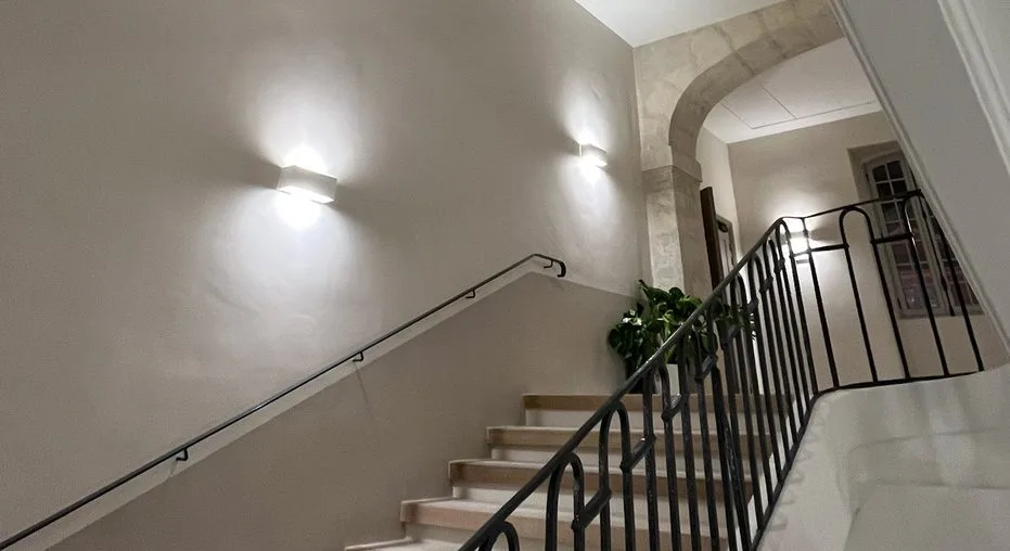 Contrat-immobilier-Jourdan-Assurance Escalier rénové